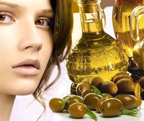 فوائد زيت الزيتون للبشرة