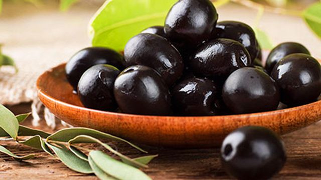 الزيتون الاسود الزيتون الاسود